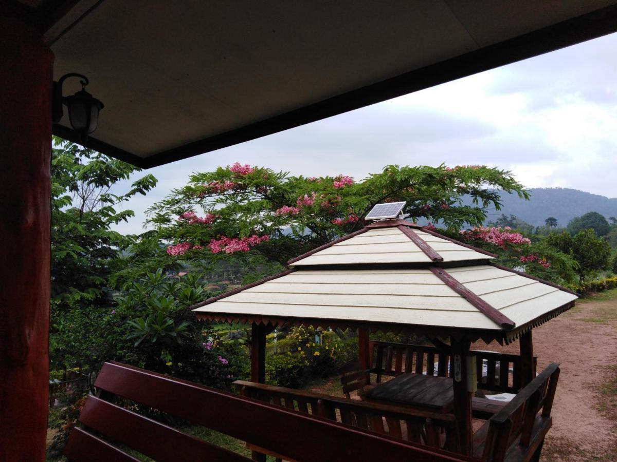 Khao Kho Flora Exterior foto